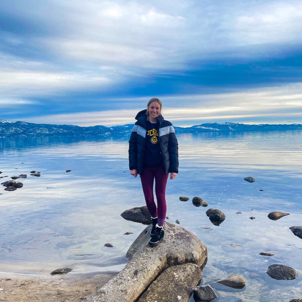 Meet your Posher, Carly